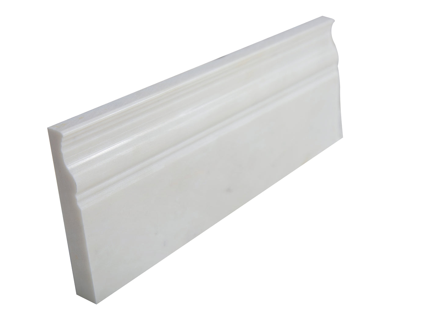 Moldura de mármol blanco Valentino, pulido, de 4 3/4" x 12" para zócalo
