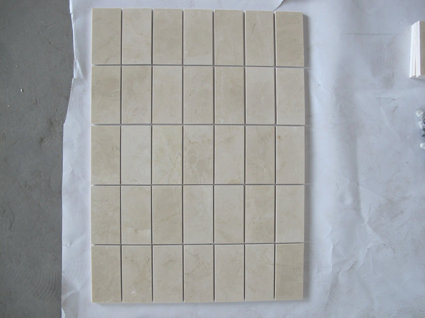 Azulejo biselado Crema Marfil para pared y piso de 3x6"