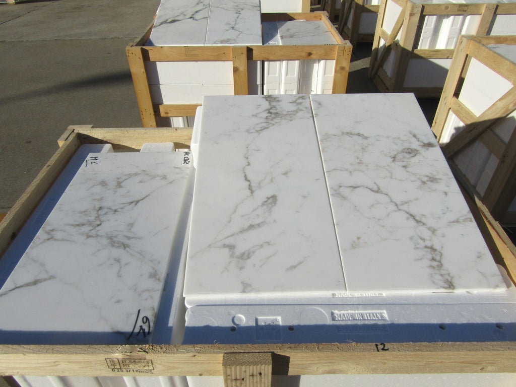 Calacatta Gold (Lot #017H) 12" x 24" Floor Tile Polished - 264 SF
