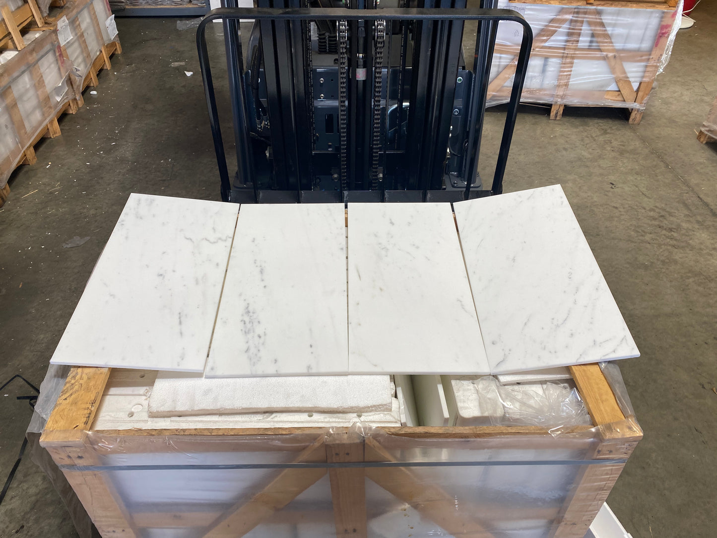 Calacatta Gold (Lot #067) 12" x 24" Floor Tile Honed - 180 SF