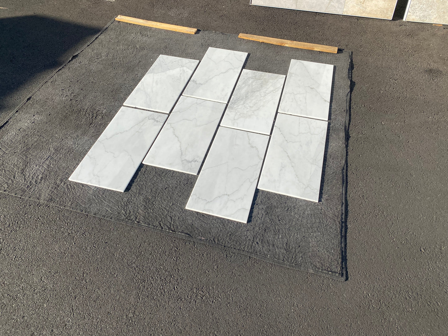 Calacatta Gold (Lot #210) 12" x 24" Floor Tile Polished - 252 SF