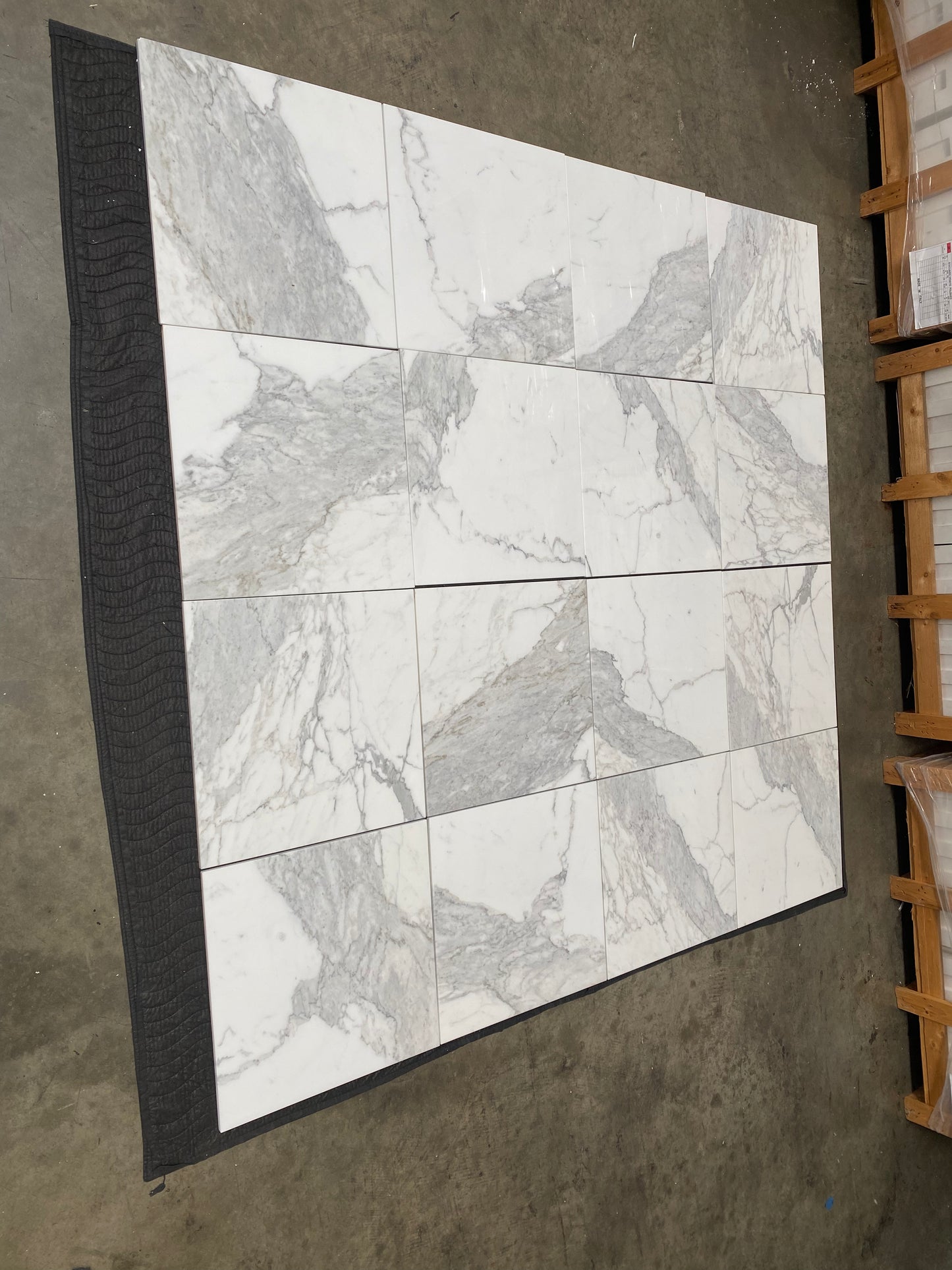 Statuario White (Lot #245) 18" x 18" Floor Tile Polished - 216 SF