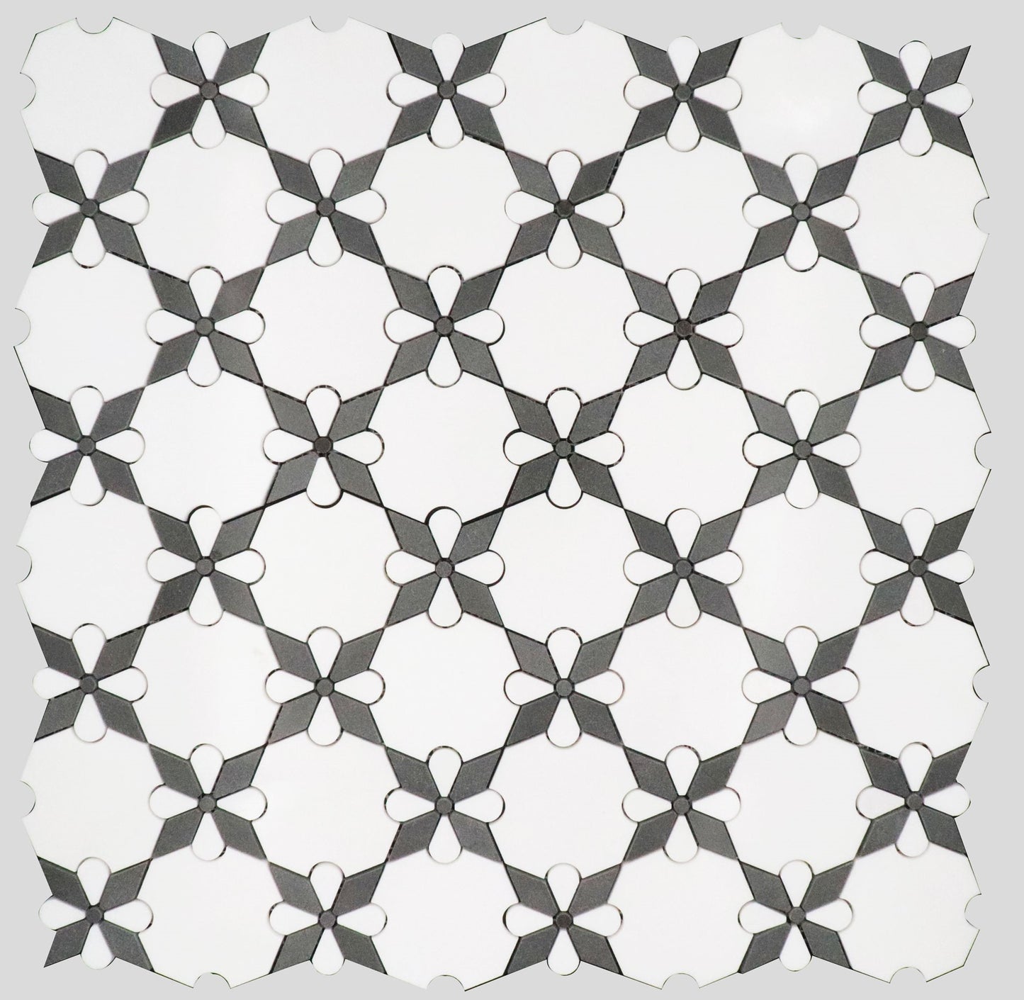 Mosaico de mármol Thassos Black Rosettes pulido de 30,5 x 30,5 cm y 0,9 cm con chorro de agua