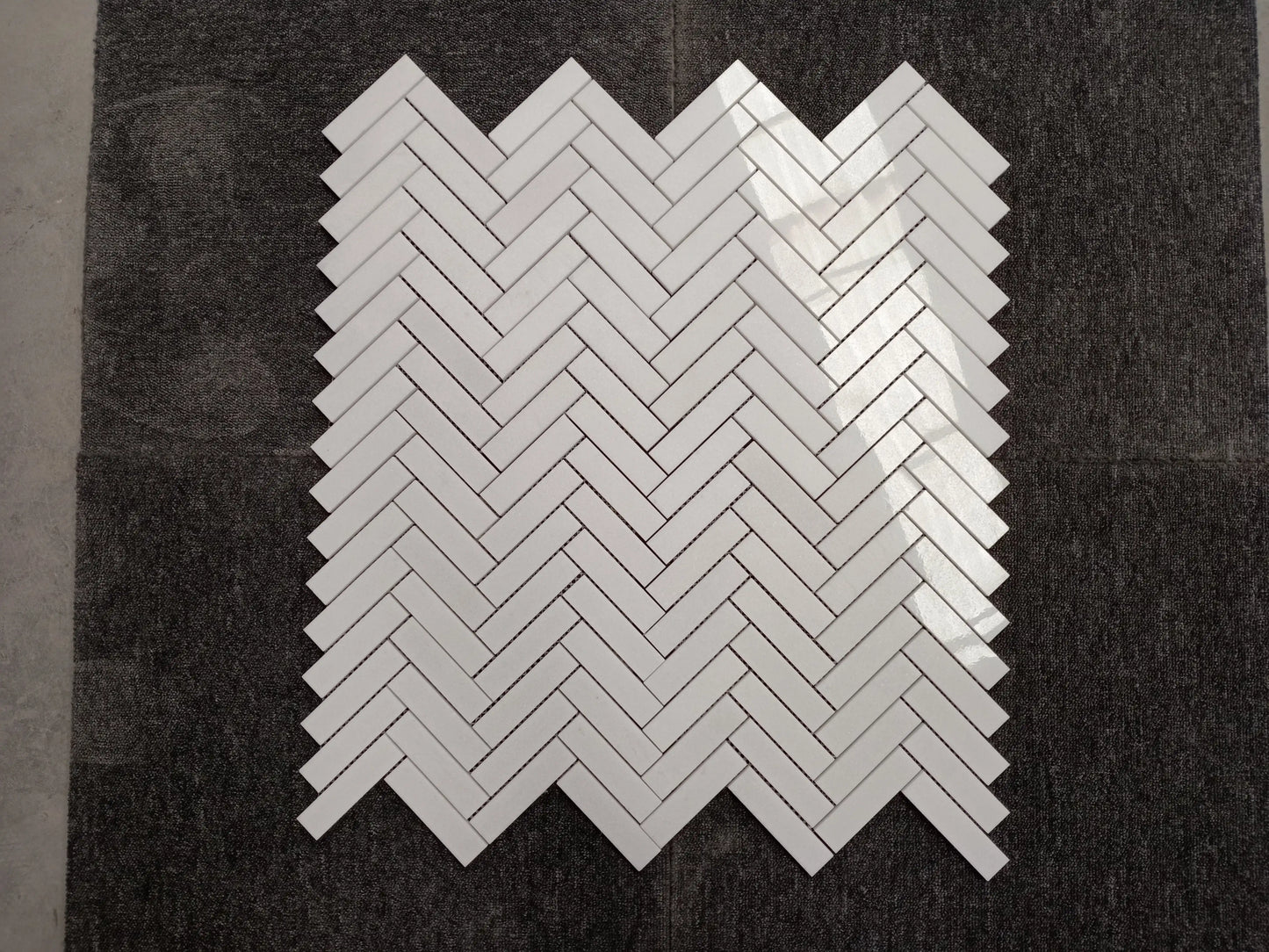 Thassos White 1" X 4" 3/8 Herringbone Marble Mosaic