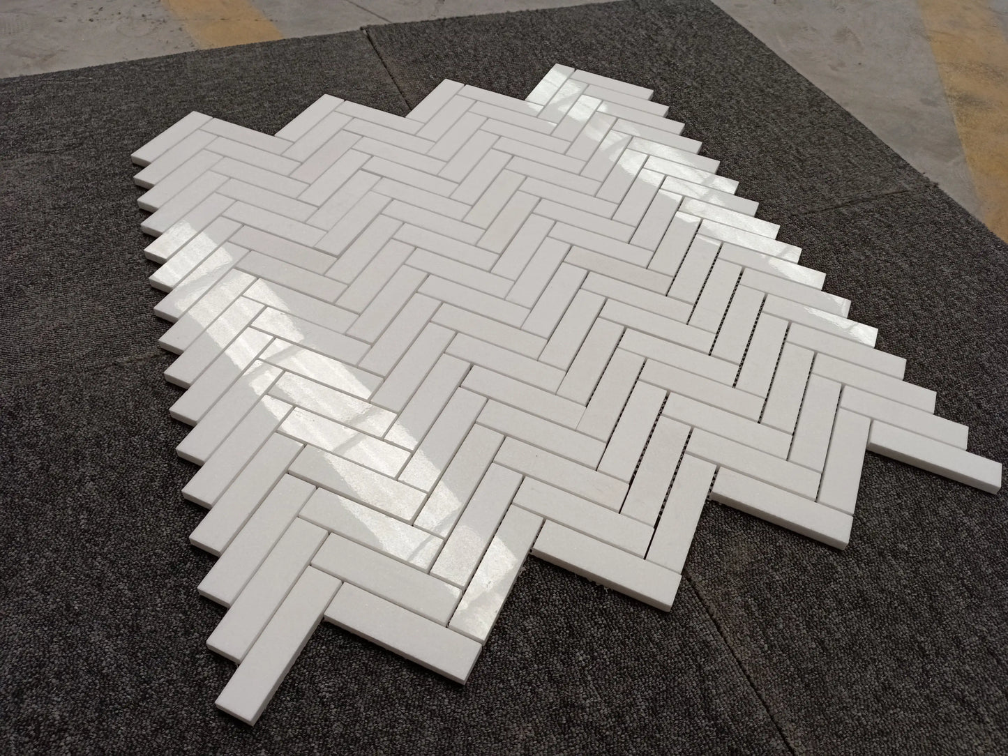 Thassos White 1" X 4" 3/8 Herringbone Marble Mosaic