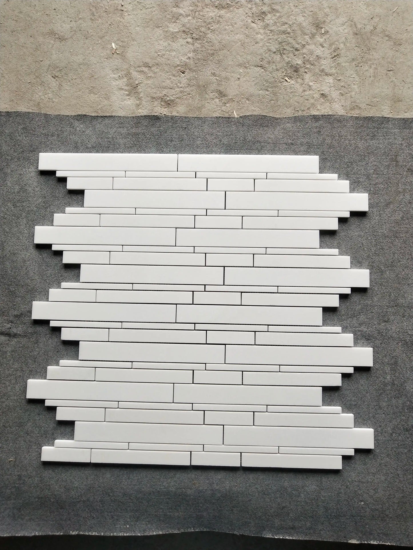 Thassos White 3/8 Manhattan Random-Strip Marble osaic