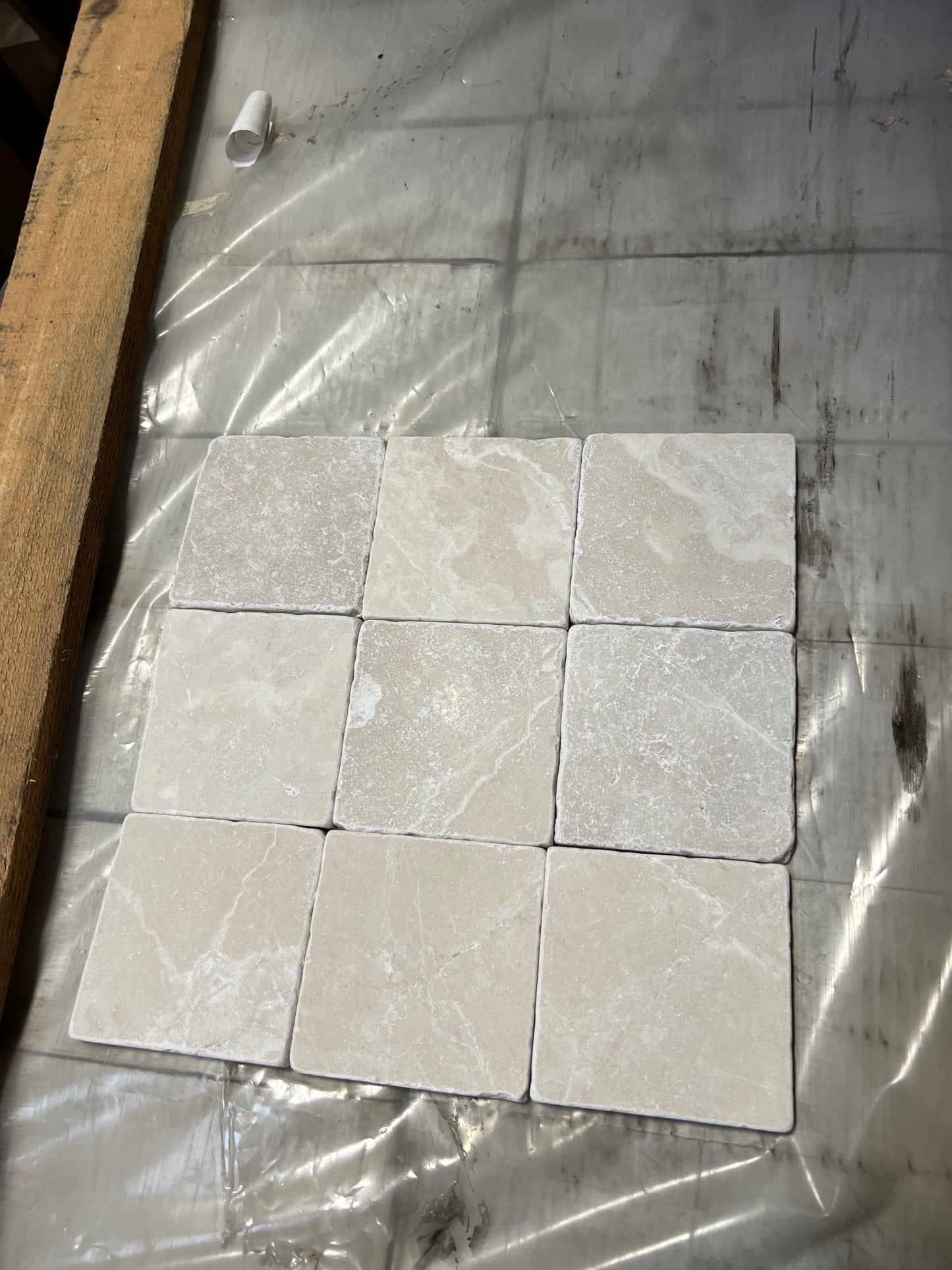 Azulejo de pared y suelo de color crema noble blanco envejecido de 6×6"