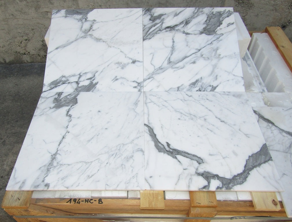 Statuario White (Lot #194) 16" x 16" Floor Tile Polished - 213 SF