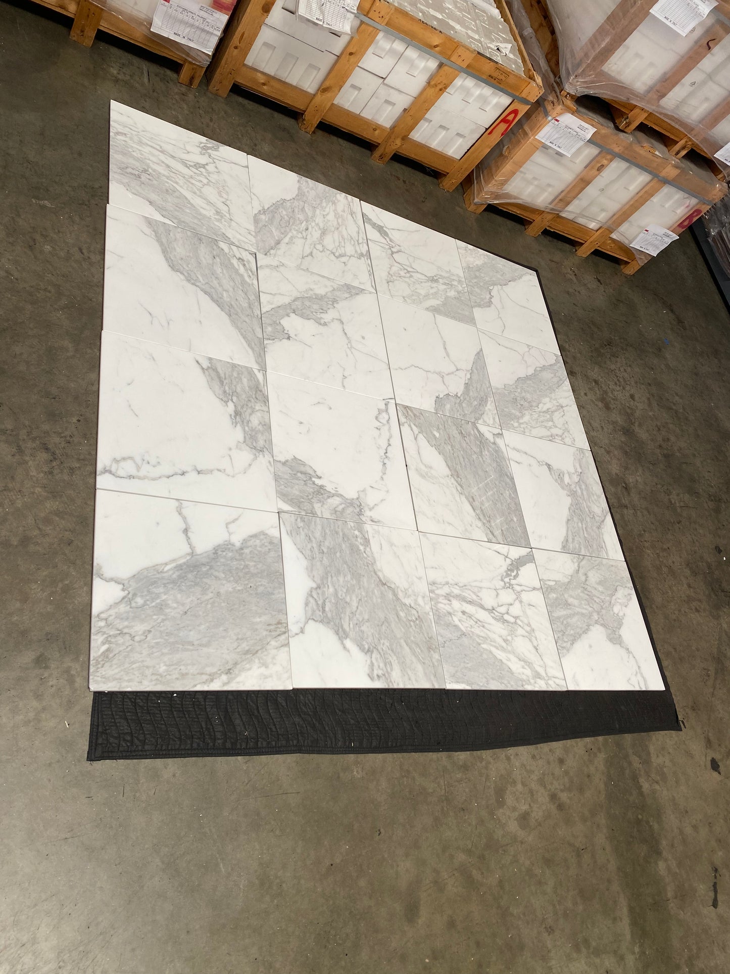 Statuario White (Lot #245) 18" x 18" Floor Tile Polished - 216 SF