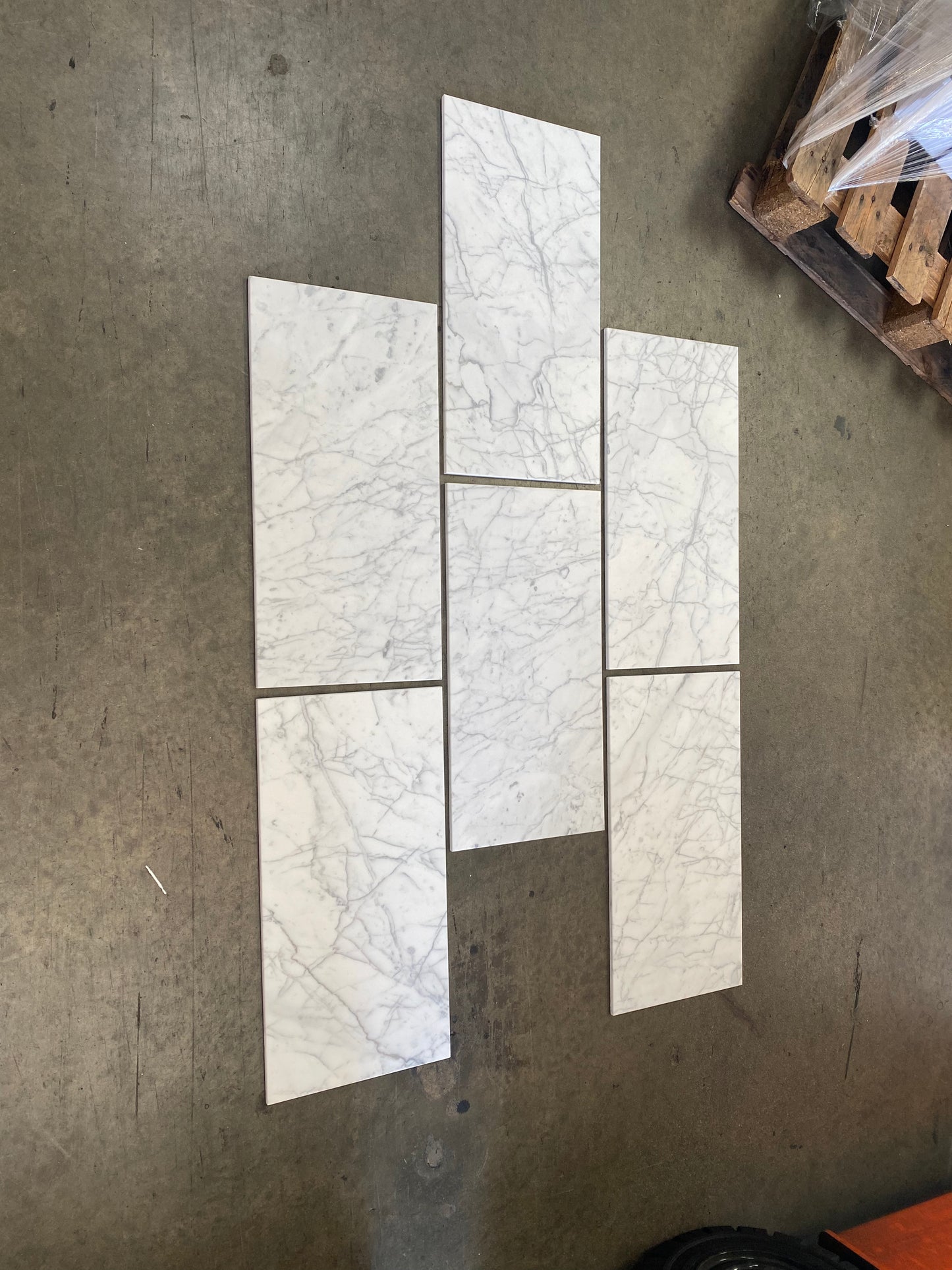 Statuarietto (Lot #320) 12" x 24" Floor Tile Honed - 82 SF