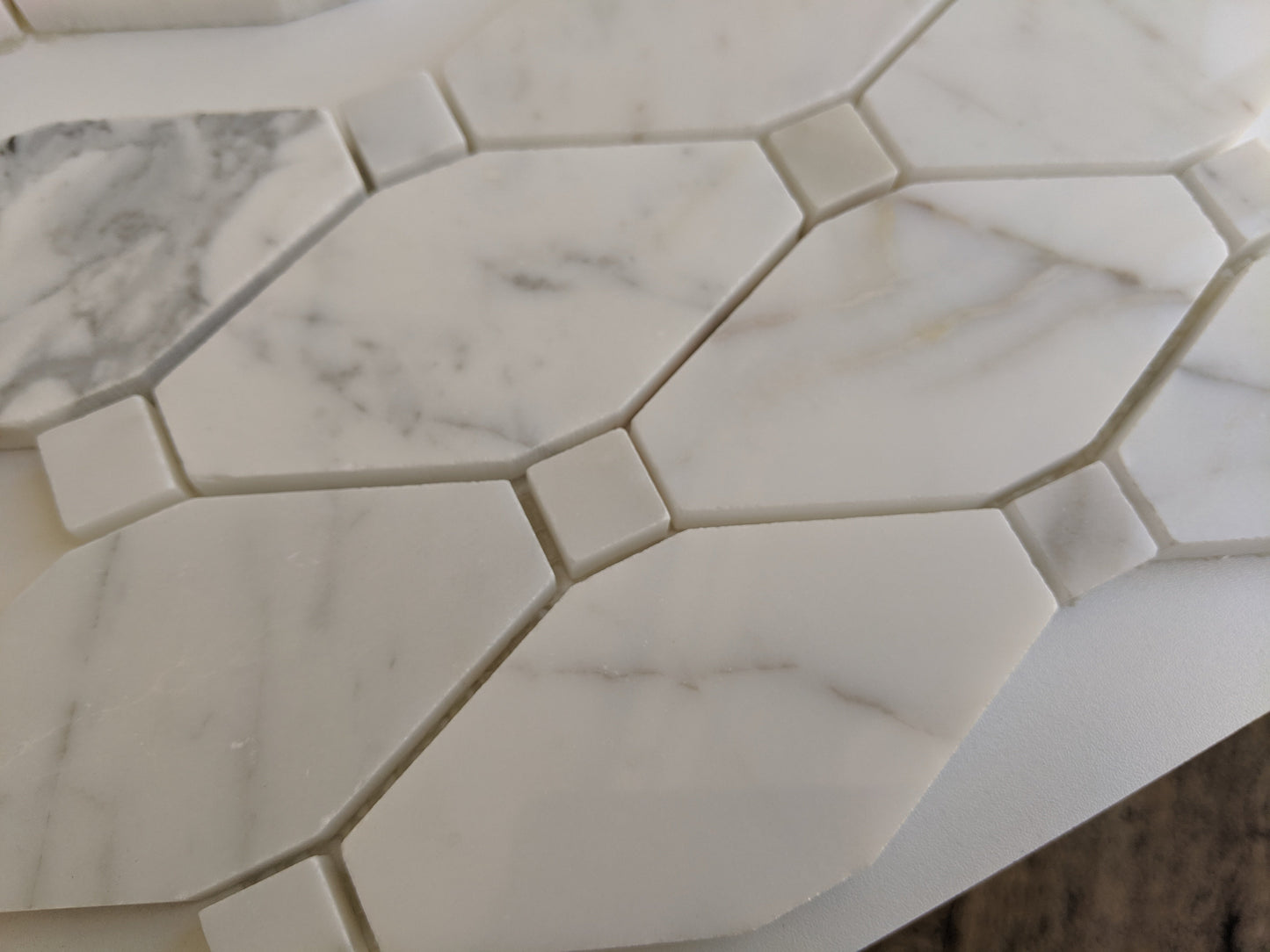 Calacatta Gold (Italian) Marble Octave Pattern w/ Calacatta (Long Octagon) Mosaic - 3/8 Polished