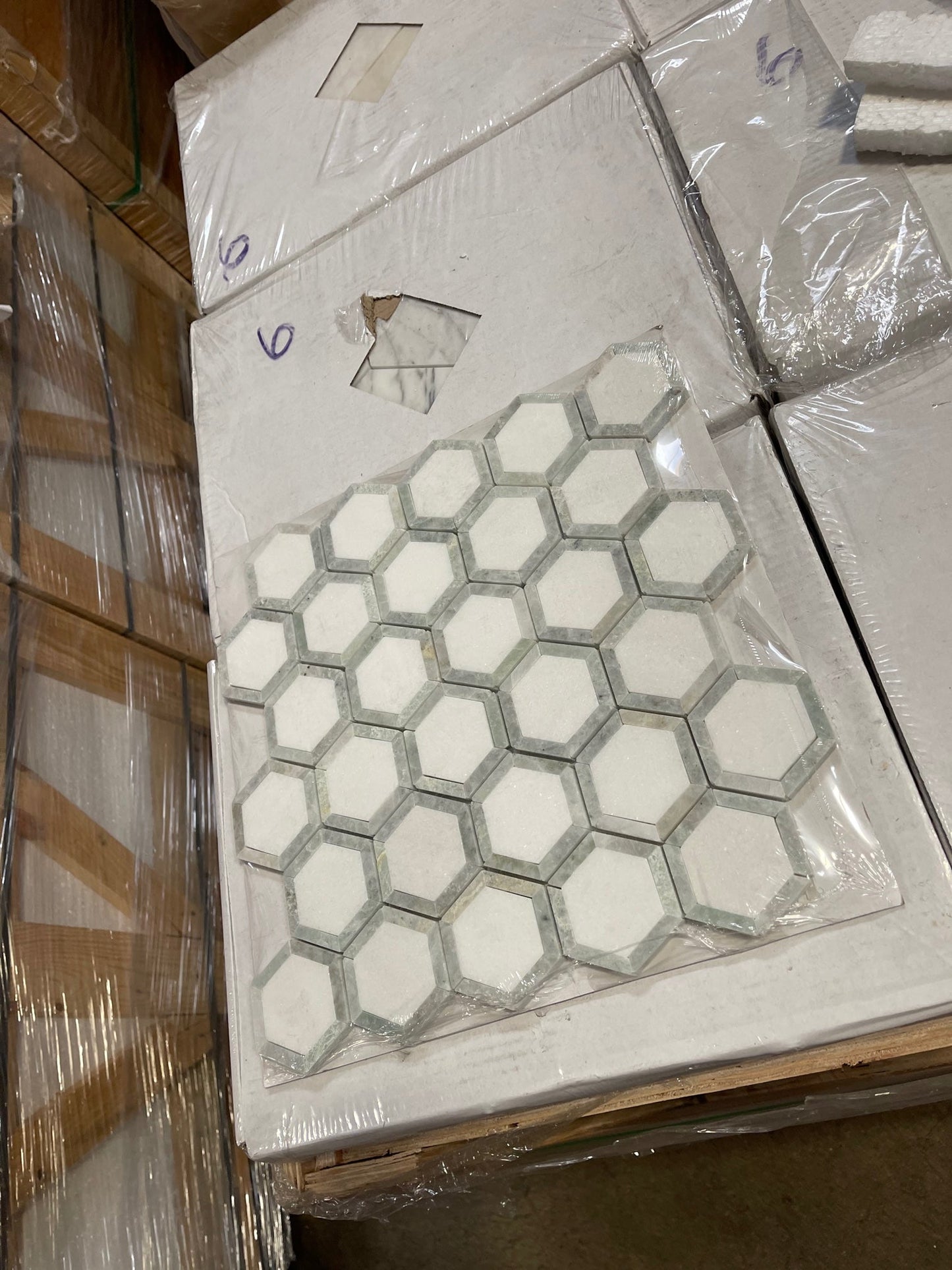 Thassos White Vortex Hexagon w/ Ming Green Mosaic Tile